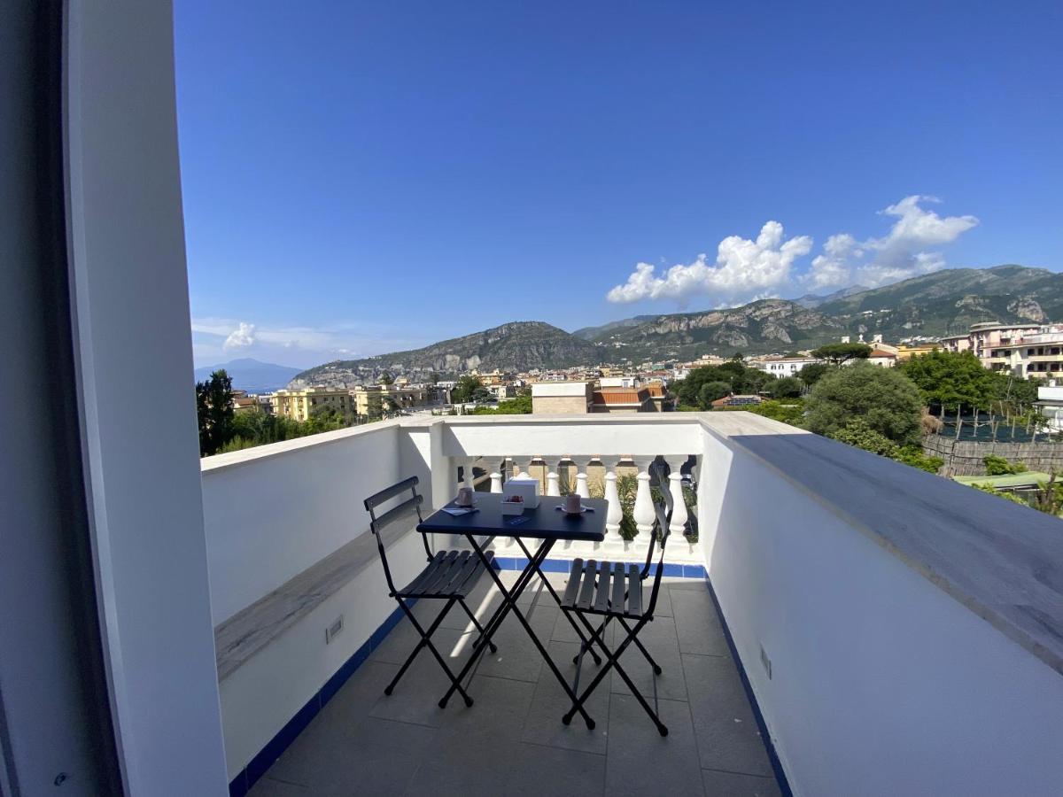 Villa Gabriella - Rooms & Breakfast Sant'Agnello Bagian luar foto