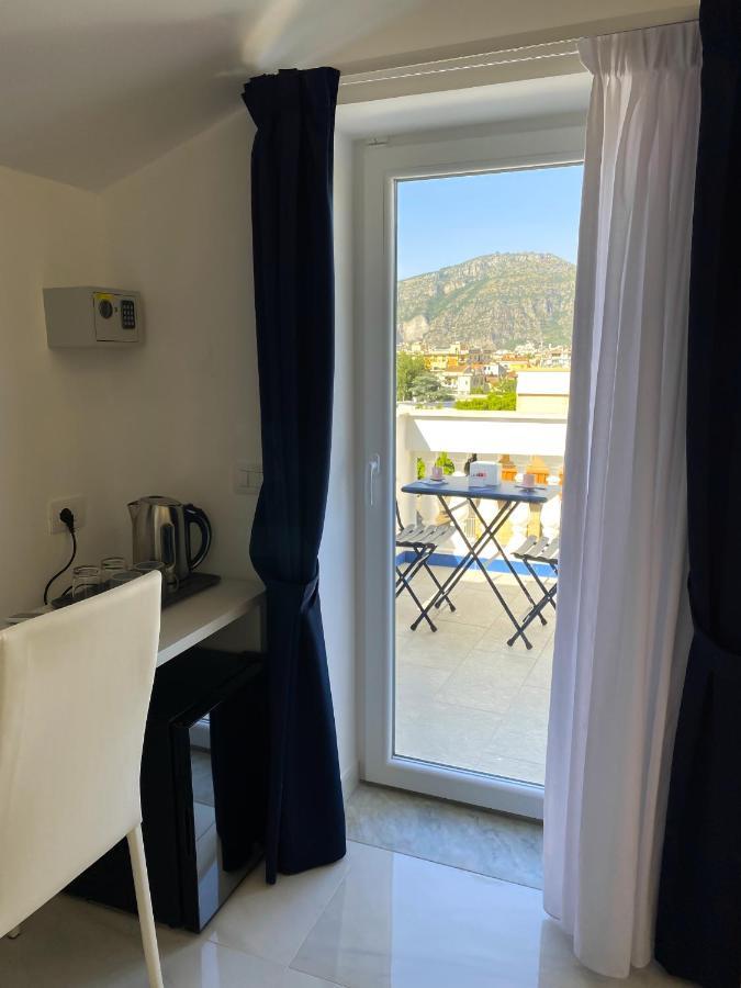 Villa Gabriella - Rooms & Breakfast Sant'Agnello Bagian luar foto